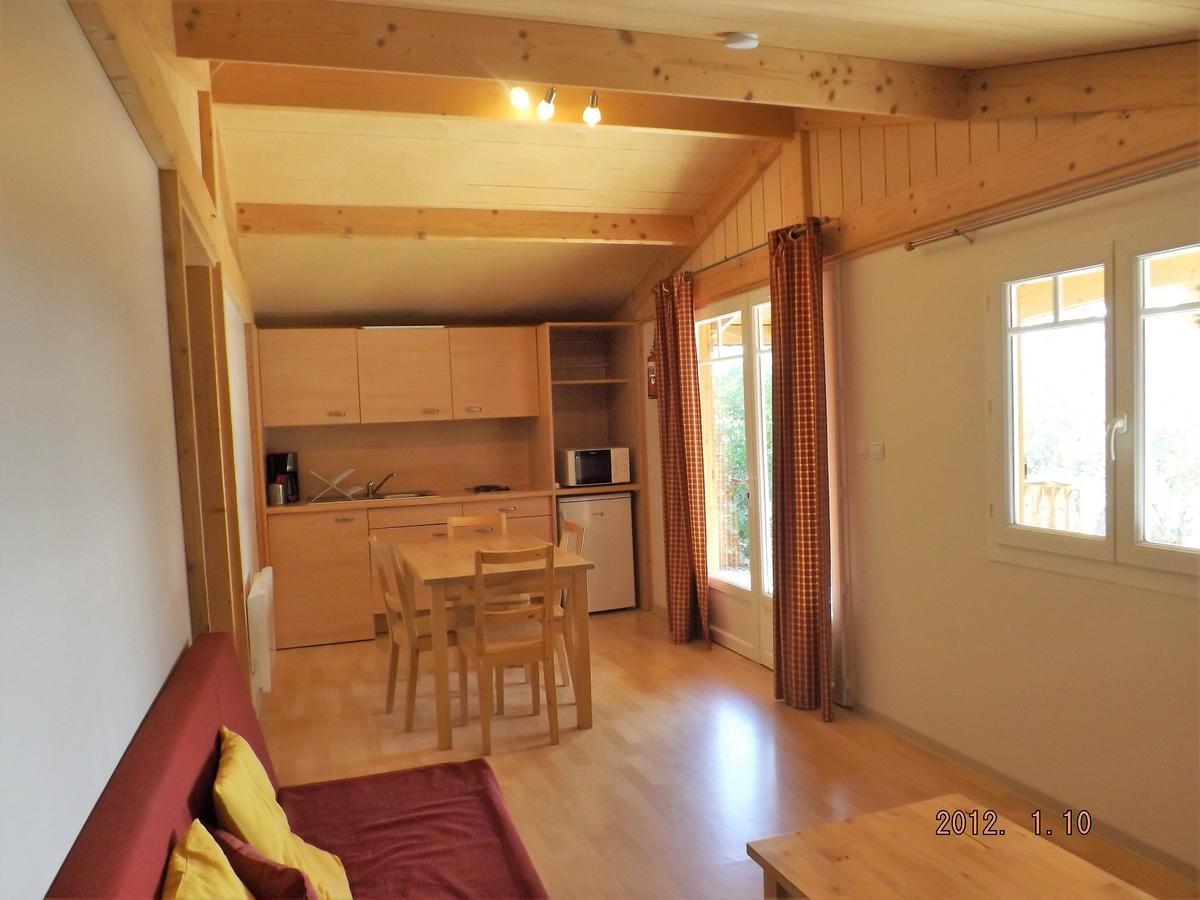 Les Chalets Du Relais D'Aguilar Tuchan ภายนอก รูปภาพ